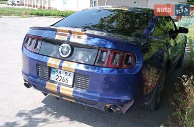 Купе Ford Mustang 2012 в 