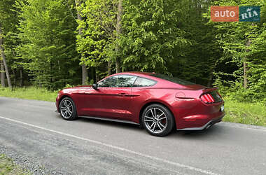 Купе Ford Mustang 2017 в 