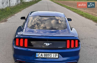 Купе Ford Mustang 2016 в 