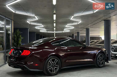 Купе Ford Mustang 2018 в 