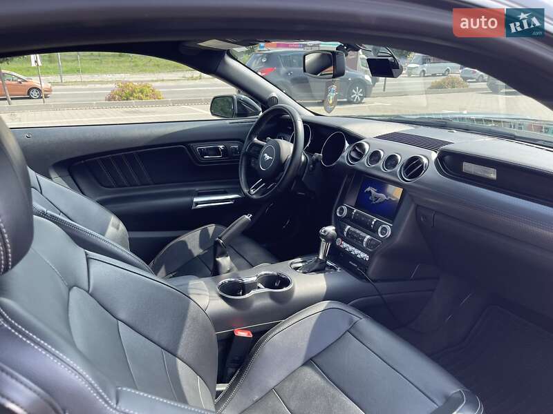 Купе Ford Mustang 2016 в Киеве