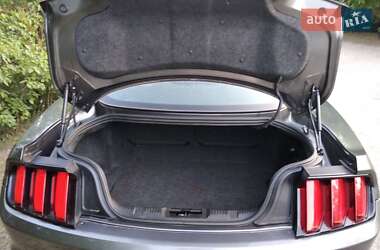 Купе Ford Mustang 2014 в 