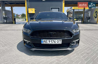 Купе Ford Mustang 2016 в 