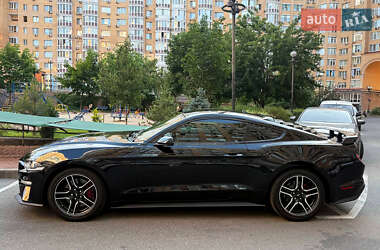 Купе Ford Mustang 2018 в Киеве