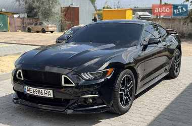 Купе Ford Mustang 2015 в Бучі