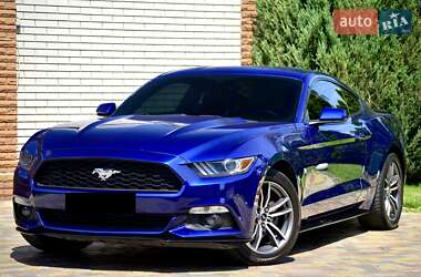 Купе Ford Mustang 2016 в 