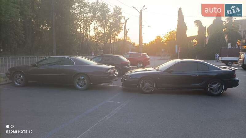 Купе Ford Mustang 1995 в Днепре