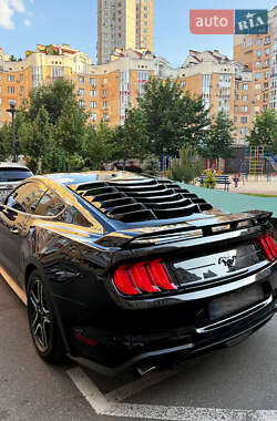 Купе Ford Mustang 2018 в 