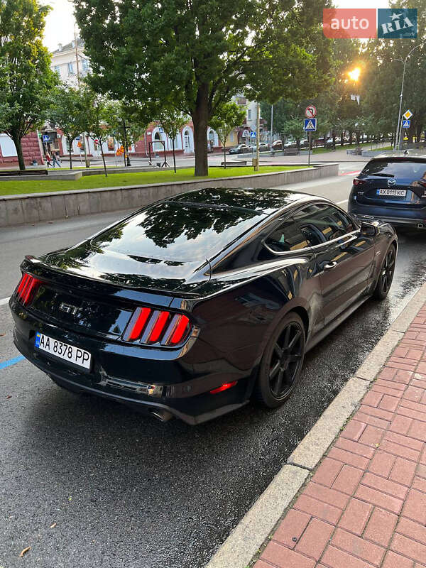 Купе Ford Mustang 2017 в Чернигове