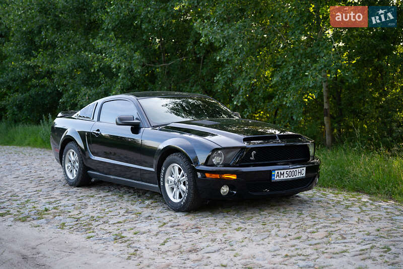 Купе Ford Mustang 2008 в Емильчине