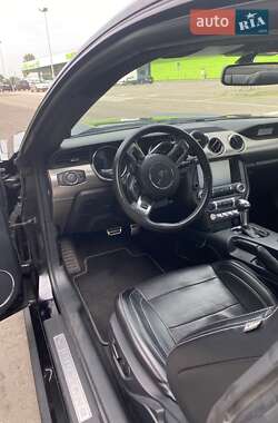 Купе Ford Mustang 2015 в 