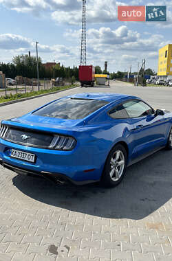 Купе Ford Mustang 2018 в 