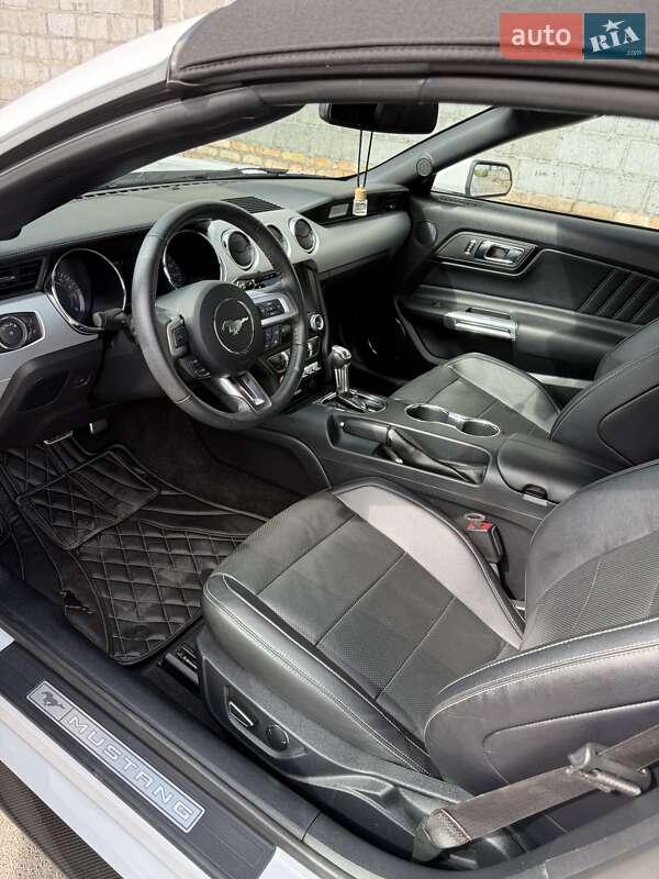 Кабриолет Ford Mustang 2016 в Кривом Роге фото 30 Кабриолет Ford Mustang 2016 в Кривом Роге