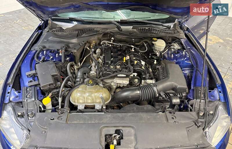 Купе Ford Mustang 2015 в Львове