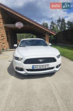 Купе Ford Mustang 2015 в Киеве