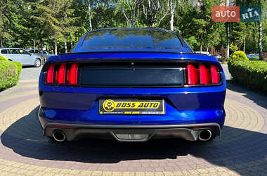 Купе Ford Mustang 2015 в 