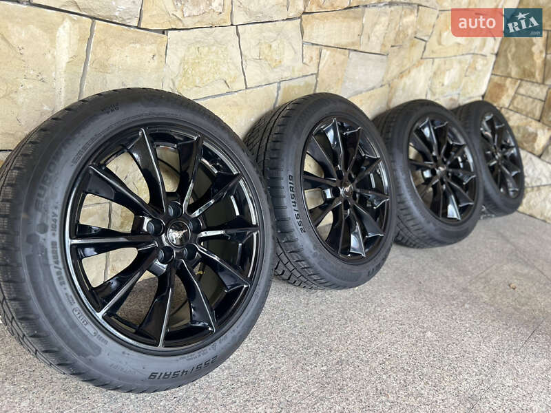 Купе Ford Mustang 2016 в Киеве