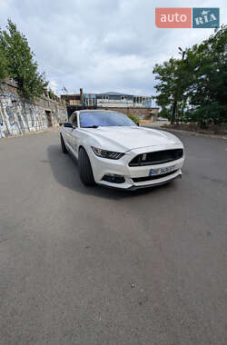 Купе Ford Mustang 2017 в 