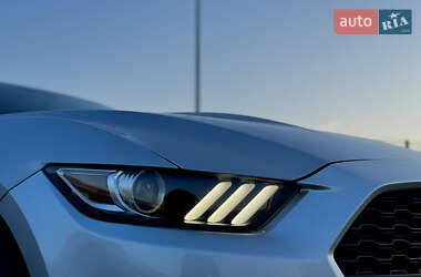 Купе Ford Mustang 2016 в 