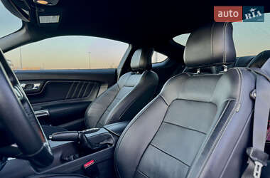Купе Ford Mustang 2016 в 