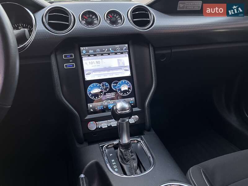 Купе Ford Mustang 2015 в Киеве