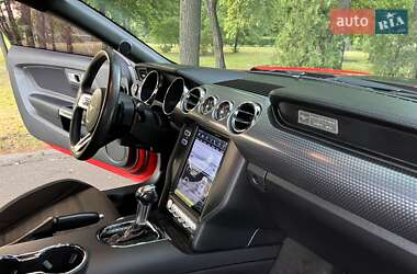 Купе Ford Mustang 2015 в 