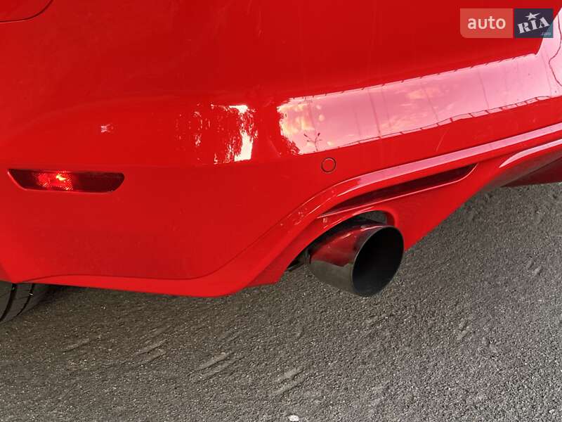 Купе Ford Mustang 2015 в Киеве