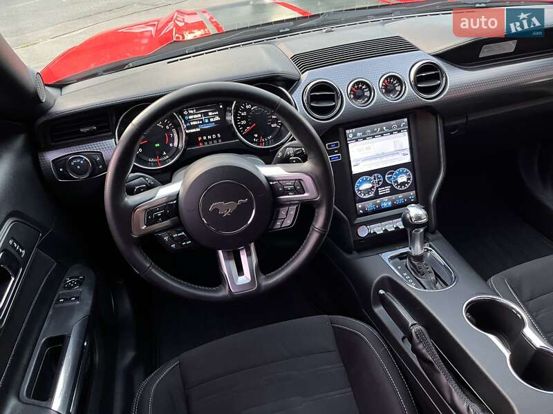 Купе Ford Mustang 2015 в Киеве