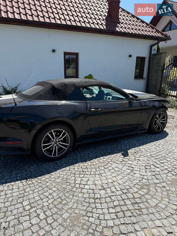Ford Mustang 2016