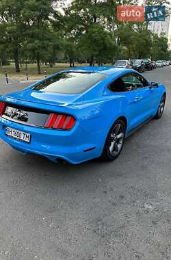 Купе Ford Mustang 2016 в 