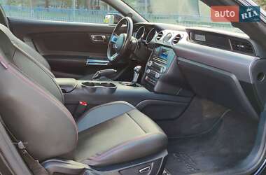 Купе Ford Mustang 2015 в 