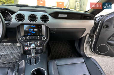 Купе Ford Mustang 2016 в 