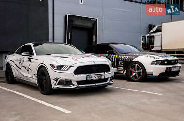 Купе Ford Mustang 2016 в 