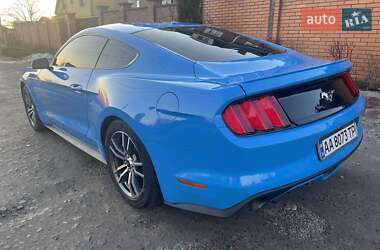 Купе Ford Mustang 2017 в 