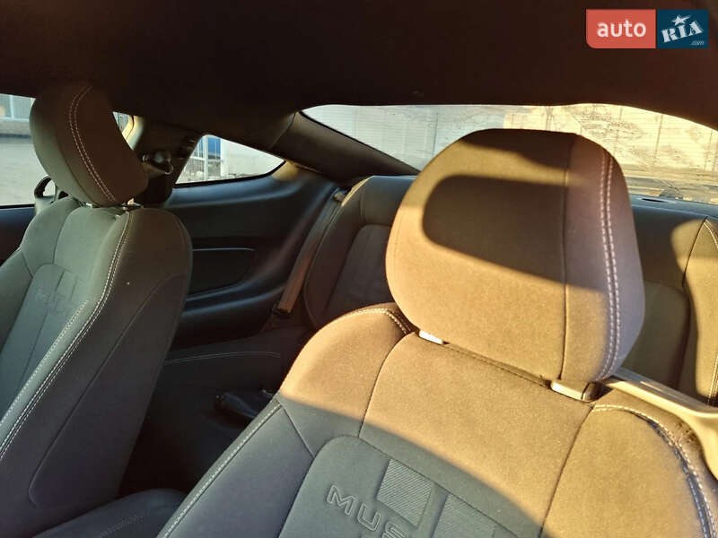Купе Ford Mustang 2018 в Києві