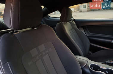 Купе Ford Mustang 2018 в 