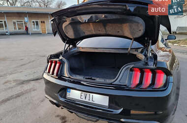 Купе Ford Mustang 2018 в 