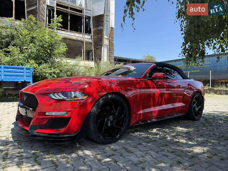 Кабриолет Ford Mustang 2019 в Черновцах фото 14 Кабриолет Ford Mustang 2019 в Черновцах