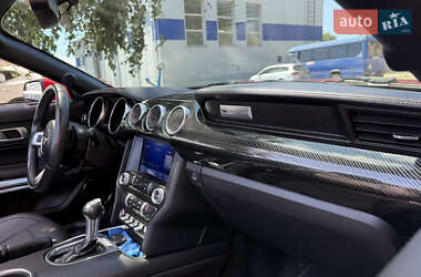 Кабриолет Ford Mustang 2019 в 