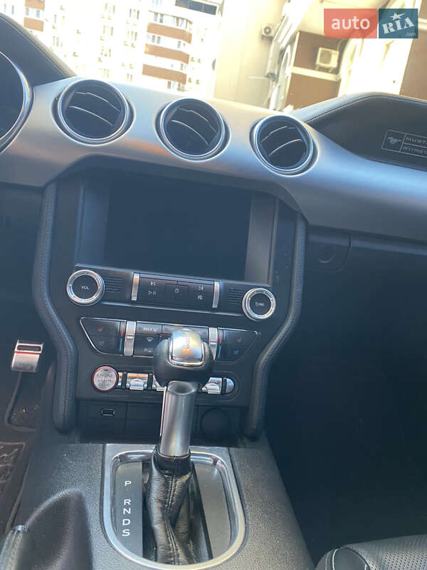 Купе Ford Mustang 2019 в Києві