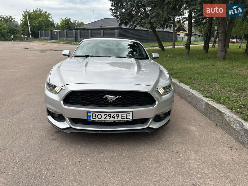 Кабриолет Ford Mustang 2015 в Житомире