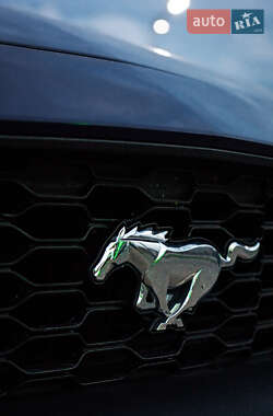 Купе Ford Mustang 2018 в 