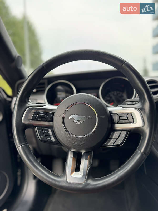 Купе Ford Mustang 2018 в Києві