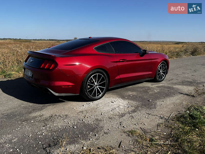 Купе Ford Mustang 2016 в Днепре фото 7 Купе Ford Mustang 2016 в Днепре