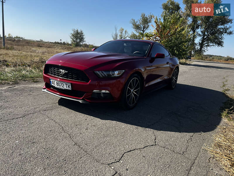 Купе Ford Mustang 2016 в Днепре фото 11 Купе Ford Mustang 2016 в Днепре