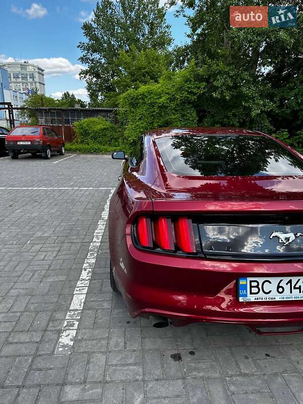 Купе Ford Mustang 2017 в Львове
