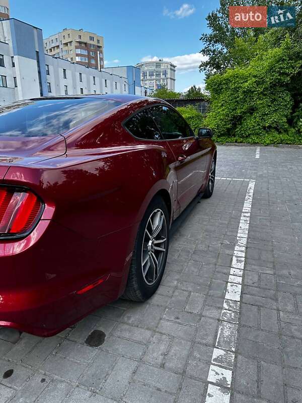 Купе Ford Mustang 2017 в Львове