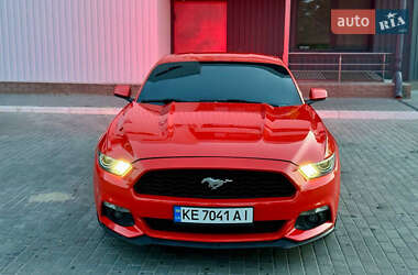 Купе Ford Mustang 2016 в 