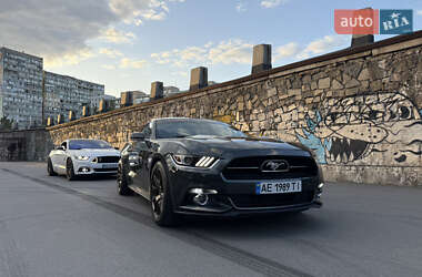 Купе Ford Mustang 2015 в Днепре