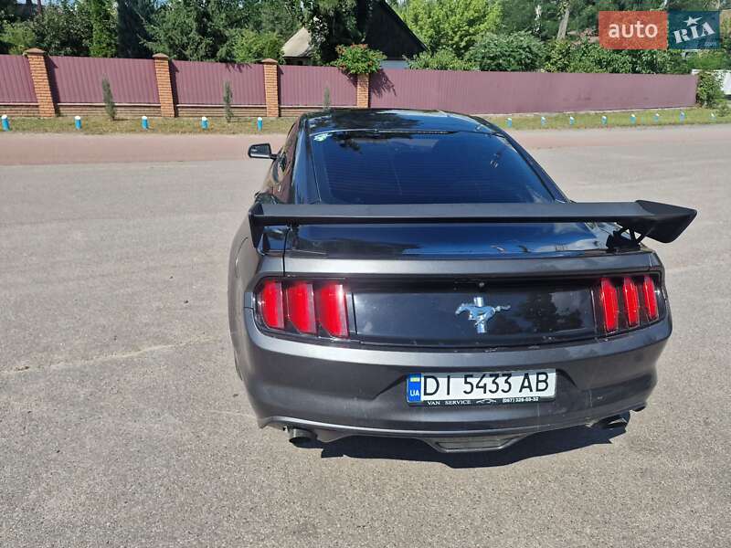Купе Ford Mustang 2017 в Киеве фото 14 Купе Ford Mustang 2017 в Киеве